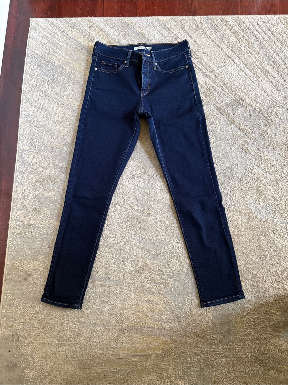 Levi’s 311 Shaping Jean Dark Blue Slim Fit Jeans size 26x28